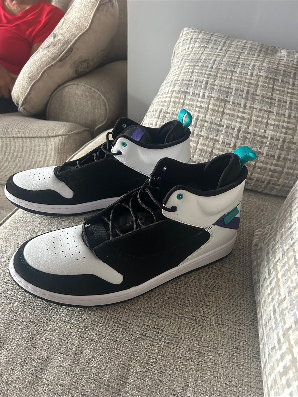 NWOT Jordan Fadeaways size 14